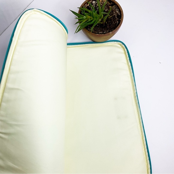 KATE SPADE Teal Blue Polka Dot Laptop Case Padded Zip Sleeve Protective Case - Picture 5 of 6